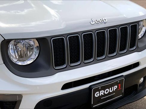 Used 2022 Jeep Renegade Limited image 30