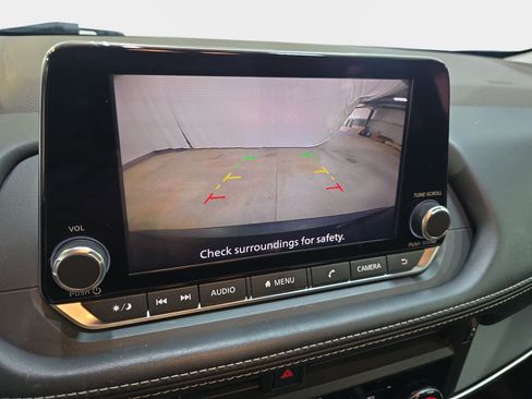 Used 2021 Nissan Rogue S FWD image 20
