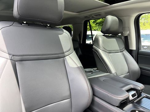 Used 2025 Ford Expedition Max Active AWD/4WD image 22