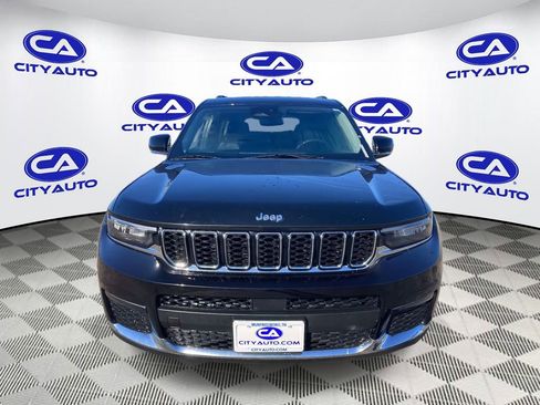 Used 2023 Jeep Grand Cherokee L Limited image 8