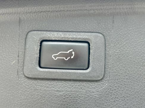 Used 2018 Subaru Outback 3.6R Limited AWD/4WD image 53