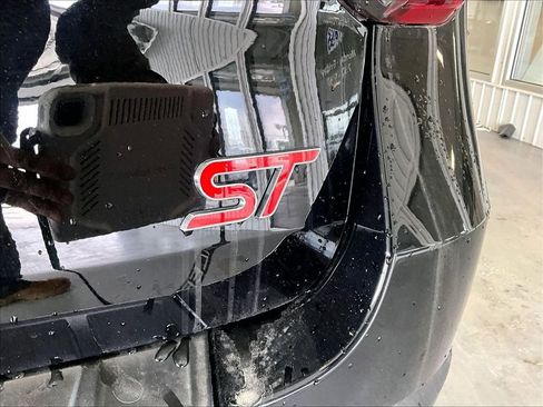 Used 2023 Ford Explorer ST w/ Equipment Group 401A image 29