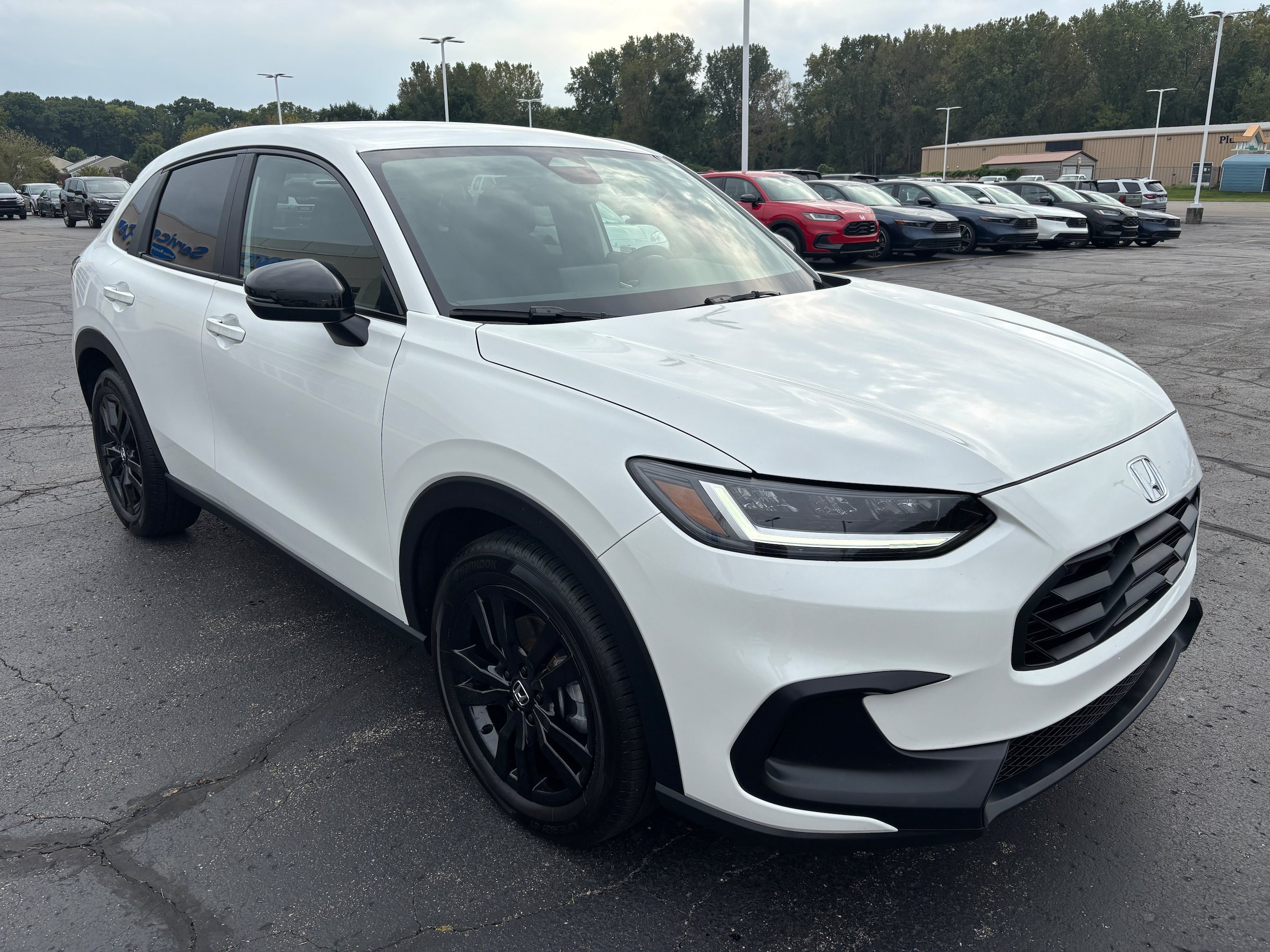 Certified 2026 Honda HR-V Sport image 2