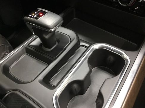 Used 2024 Chevrolet Silverado 1500 High Country w/ High Country Premium Package image 30