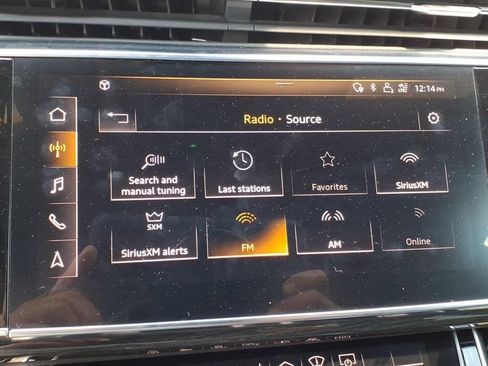 Used 2019 Audi Q8 Prestige w/ Towing Package AWD/4WD image 11