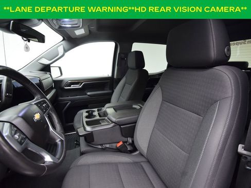 Used 2022 Chevrolet Silverado 1500 LT image 12