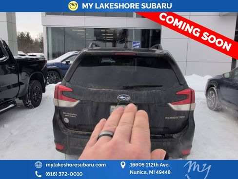 Used 2020 Subaru Forester Limited image 7