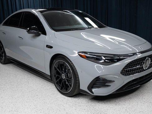 New 2027 Mercedes-Benz CLA 220 image 3