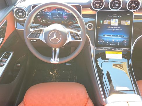 New 2026 Mercedes-Benz GLC 300 image 10