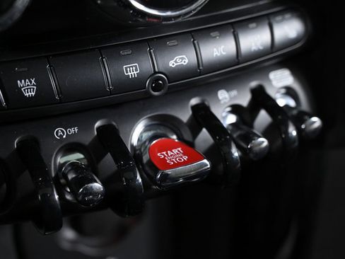 Used 2021 MINI Cooper S image 16