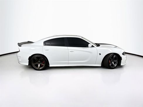 Used 2019 Dodge Charger SRT Hellcat w/ Harman/Kardon Audio Group image 5