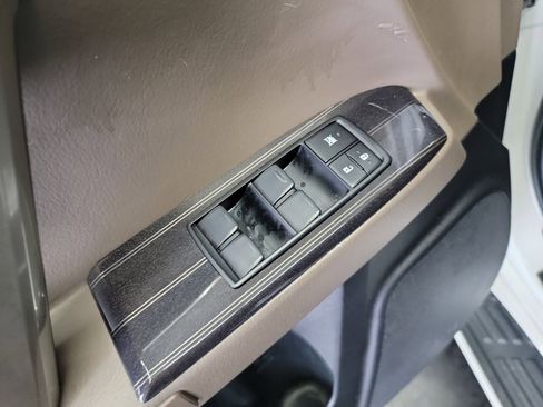 Used 2020 Lexus GX 460 Premium w/ Premium Package AWD/4WD image 14