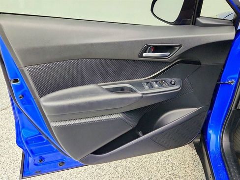 Used 2019 Toyota C-HR LE image 10