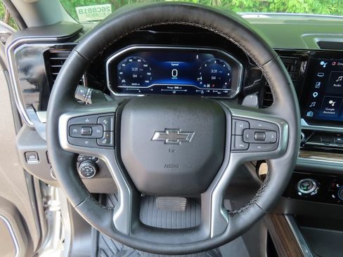 Certified 2023 Chevrolet Silverado 1500 RST AWD/4WD image 21