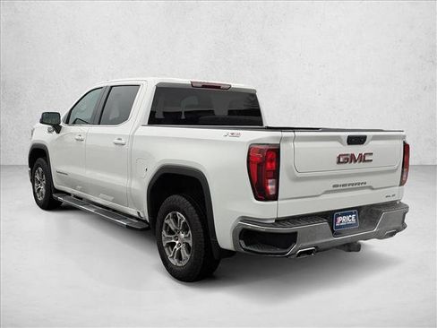 Used 2024 GMC Sierra 1500 SLE w/ X31 Off-Road Package image 7