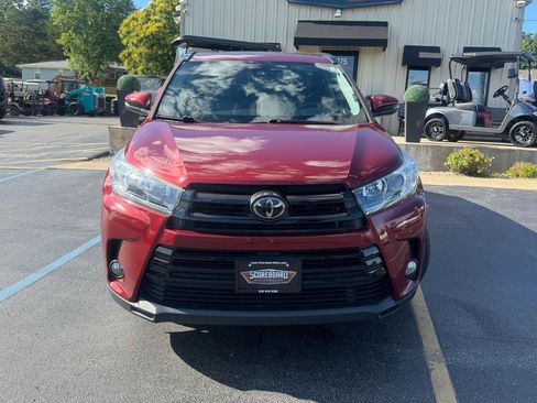 Used 2018 Toyota Highlander SE AWD/4WD image 8