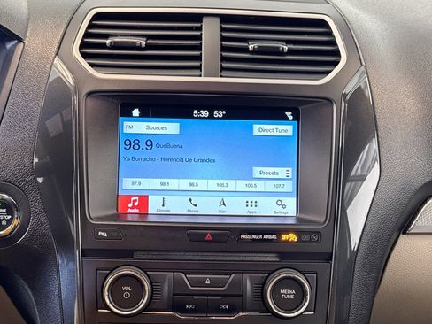 Used 2018 Ford Explorer XLT w/ Equipment Group 202A image 15