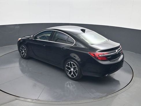 Used 2017 Buick Regal Premium w/ Driver Confidence Package #1 FWD image 19