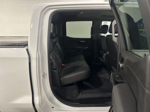 Used 2022 Chevrolet Silverado 1500 LTZ image 12