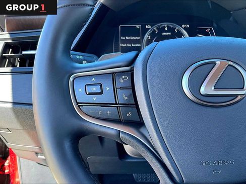 Certified 2025 Lexus ES 350 w/ Premium Package image 21