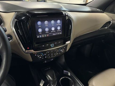 Certified 2022 Chevrolet Traverse Premier AWD/4WD image 18