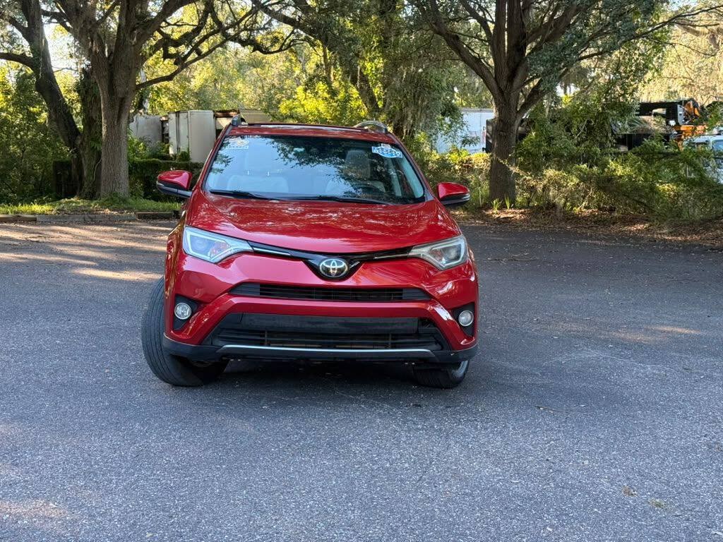 Used 2017 Toyota RAV4 XLE FWD image 2
