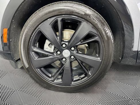 Used 2021 Buick Envision Essence w/ Sport Touring Package FWD image 30