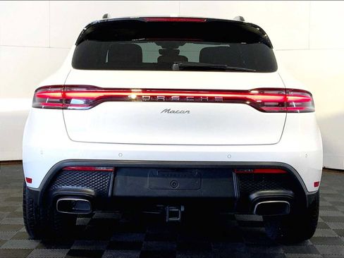 Used 2026 Porsche Macan image 6