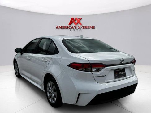 Used 2023 Toyota Corolla LE FWD image 3