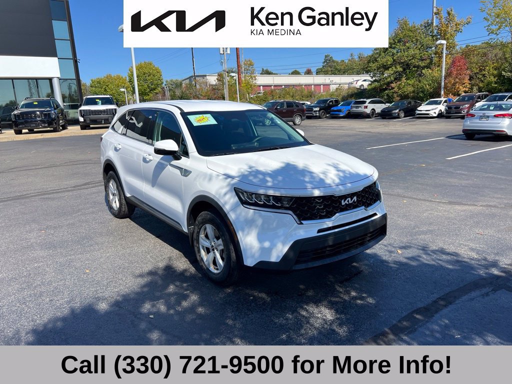 Certified 2023 Kia Sorento LX AWD/4WD image 7