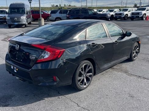 Used 2019 Honda Civic Sport image 5