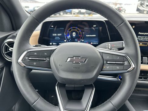 New 2026 Chevrolet Equinox ACTIV w/ Convenience Package III image 26