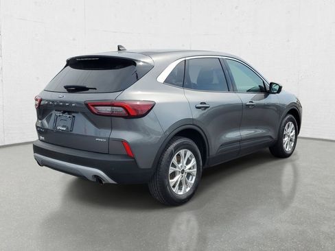 Used 2023 Ford Escape Active w/ Tech Pack #2 AWD/4WD image 7