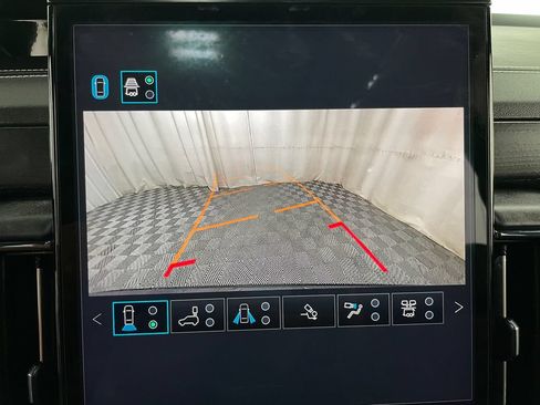 Used 2026 GMC Yukon XL AT4 Ultimate w/ LPO, Floor Liner Package AWD/4WD image 4