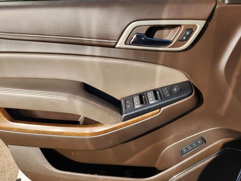 Used 2019 GMC Yukon Denali w/ Denali Ultimate Package image 31