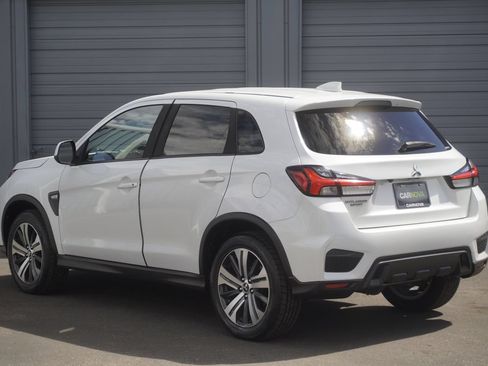 Used 2021 Mitsubishi Outlander Sport ES AWD/4WD image 3