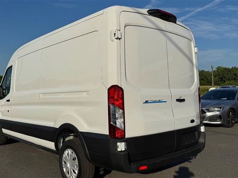 Used 2023 Ford E-Transit Medium Roof RWD image 13