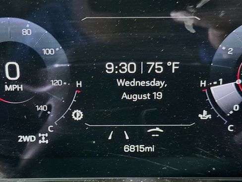 Used 2026 GMC Yukon XL Denali w/ Sun & Power Step Package AWD/4WD image 12