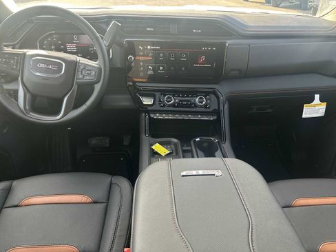 New 2026 GMC Sierra 2500 AT4 w/ LPO, Black Badging Package AWD/4WD image 21