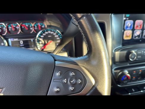 Used 2018 Chevrolet Silverado 1500 LT image 16