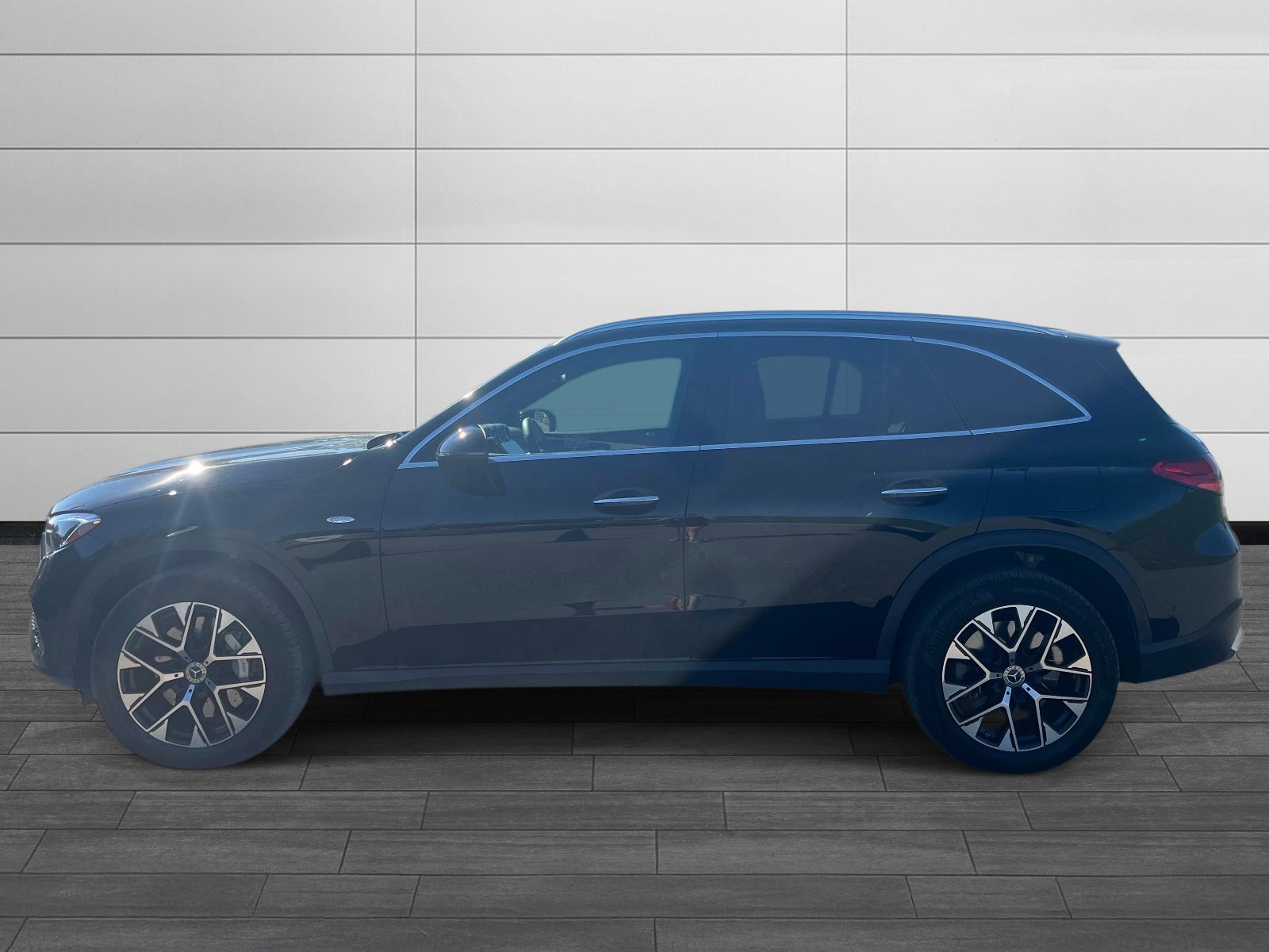 Certified 2025 Mercedes-Benz GLC 350e 4MATIC image 6