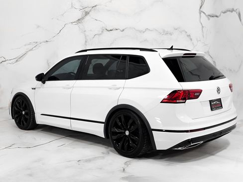 Used 2020 Volkswagen Tiguan SE R-Line image 8