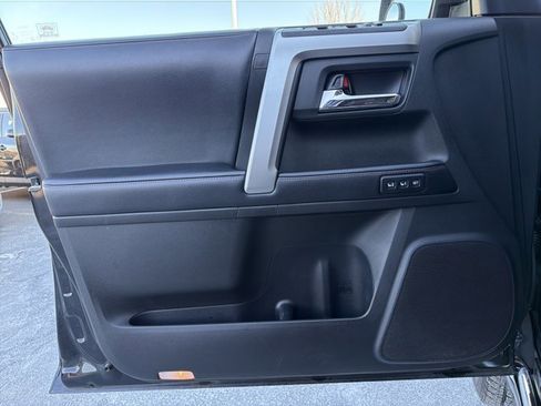 Used 2018 Toyota 4Runner Limited image 10