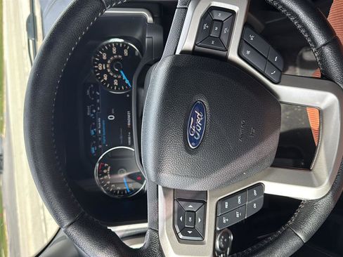Used 2016 Ford F150 Lariat image 7