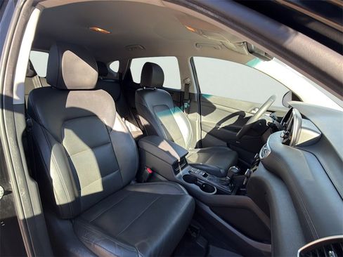 Used 2021 Hyundai Tucson Limited image 8