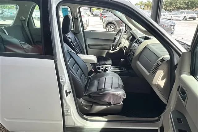 Used 2012 Ford Escape XLS FWD image 6