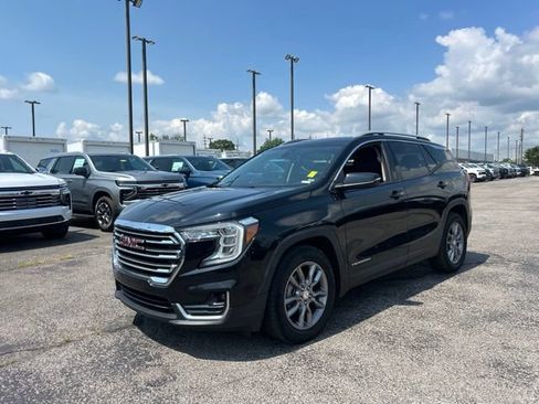 Used 2024 GMC Terrain SLT FWD image 7