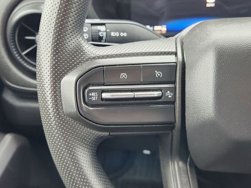 Used 2024 Chevrolet Colorado W/T w/ WT Convenience Package II AWD/4WD image 31