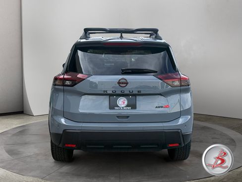 Used 2026 Nissan Rogue SV AWD/4WD image 6