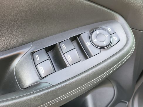 Used 2023 Buick Encore GX Select FWD image 21